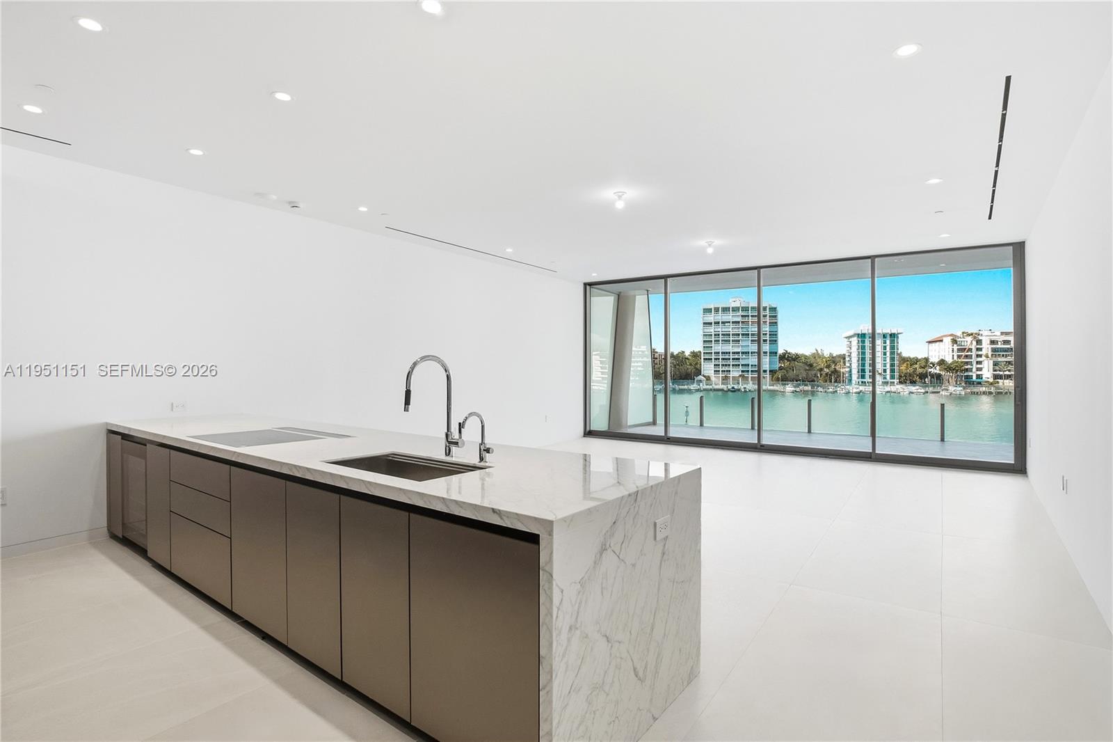 Vita Grove Isle - Residential