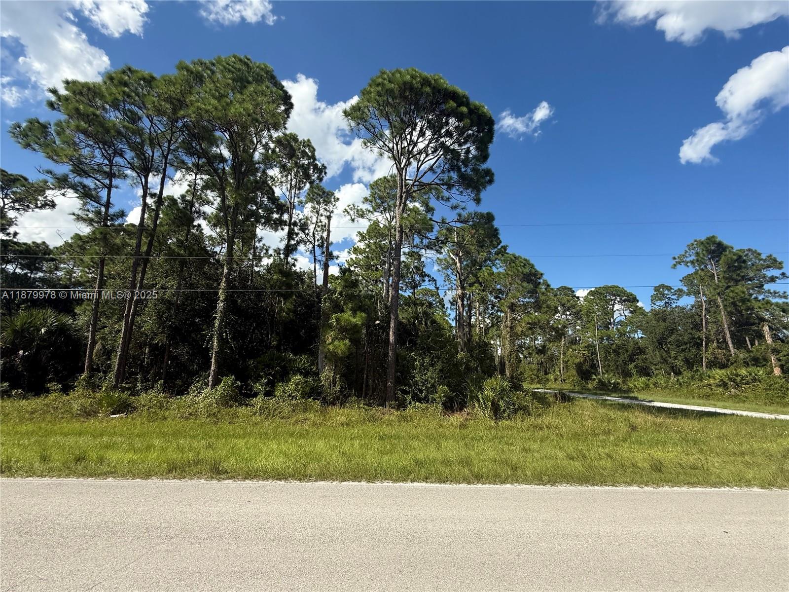 MONTURA RANCH ESTATES - Land