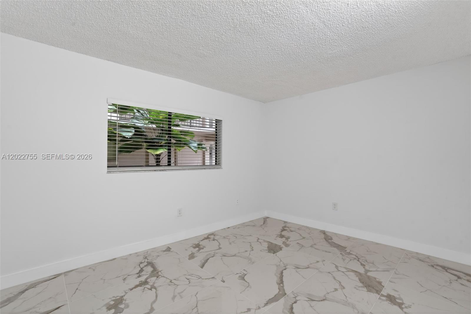 HORIZONS WEST CONDO #7 - Residential Lease