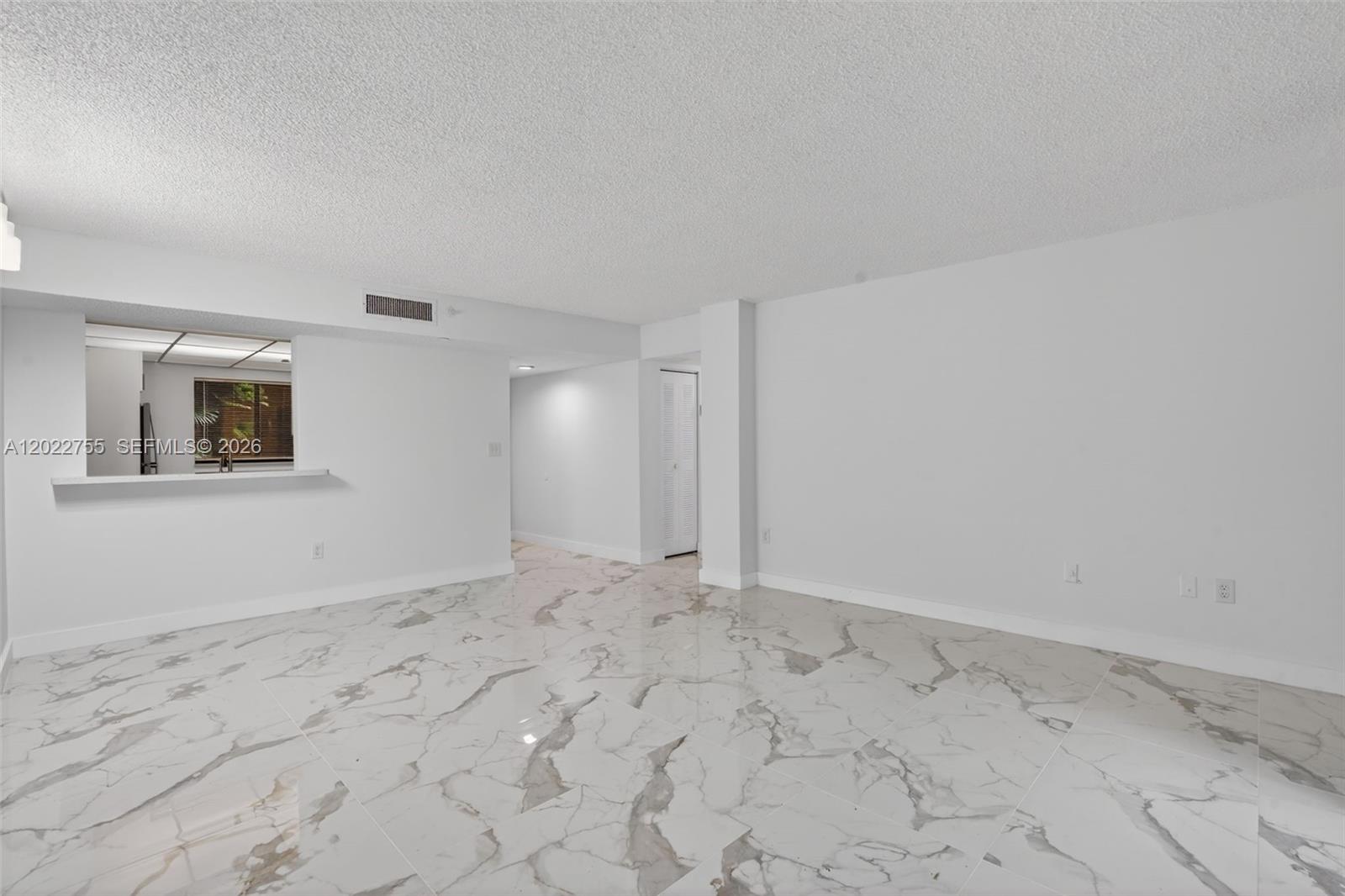 HORIZONS WEST CONDO #7 - Residential Lease