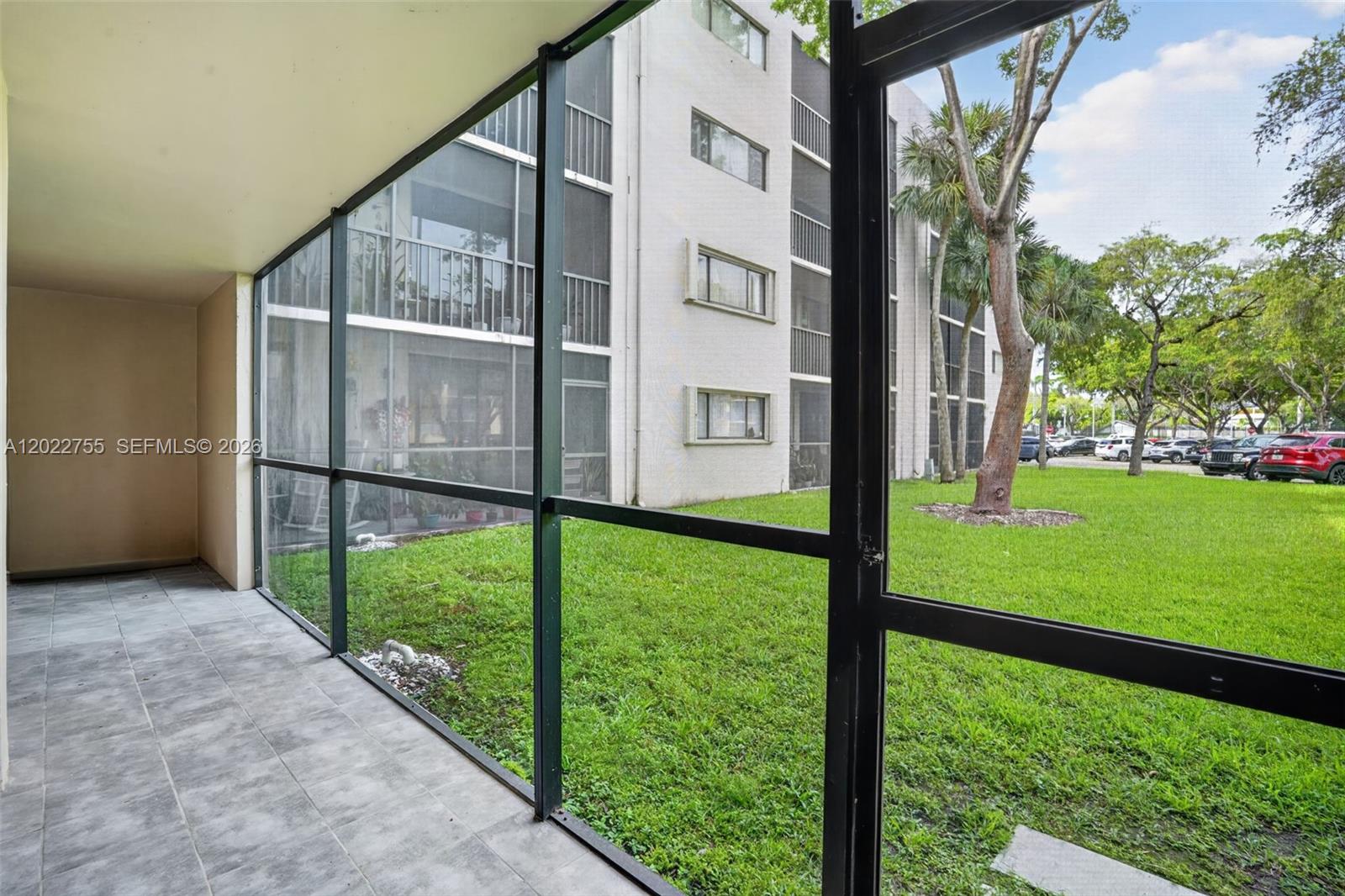 HORIZONS WEST CONDO #7 - Residential Lease