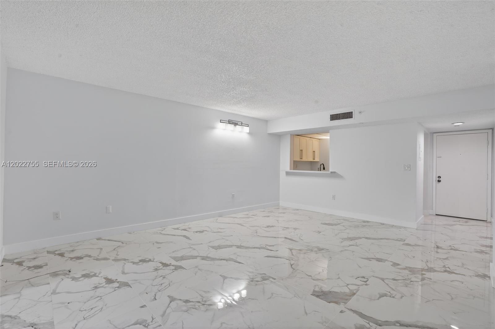 HORIZONS WEST CONDO #7 - Residential Lease