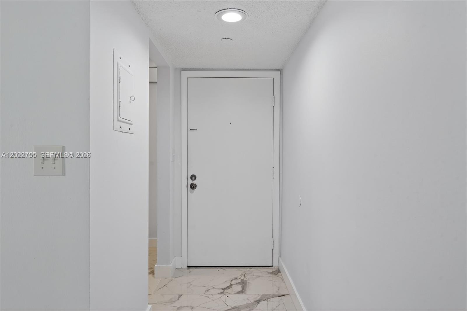 HORIZONS WEST CONDO #7 - Residential Lease