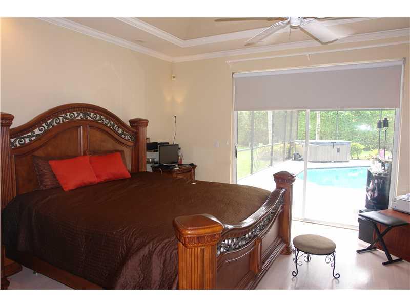 SECTOR 6 141-21 B - Residential Lease