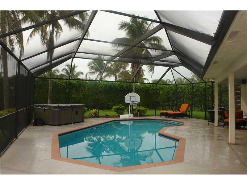 SECTOR 6 141-21 B - Residential Lease