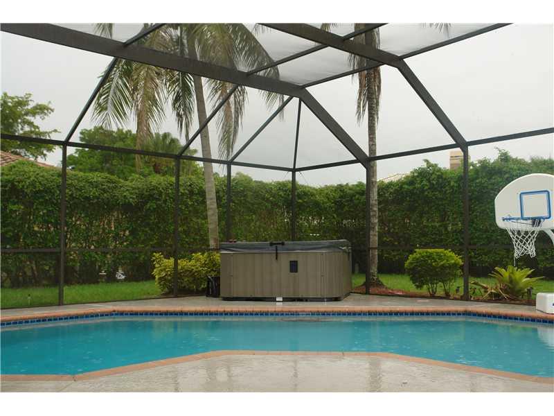 SECTOR 6 141-21 B - Residential Lease
