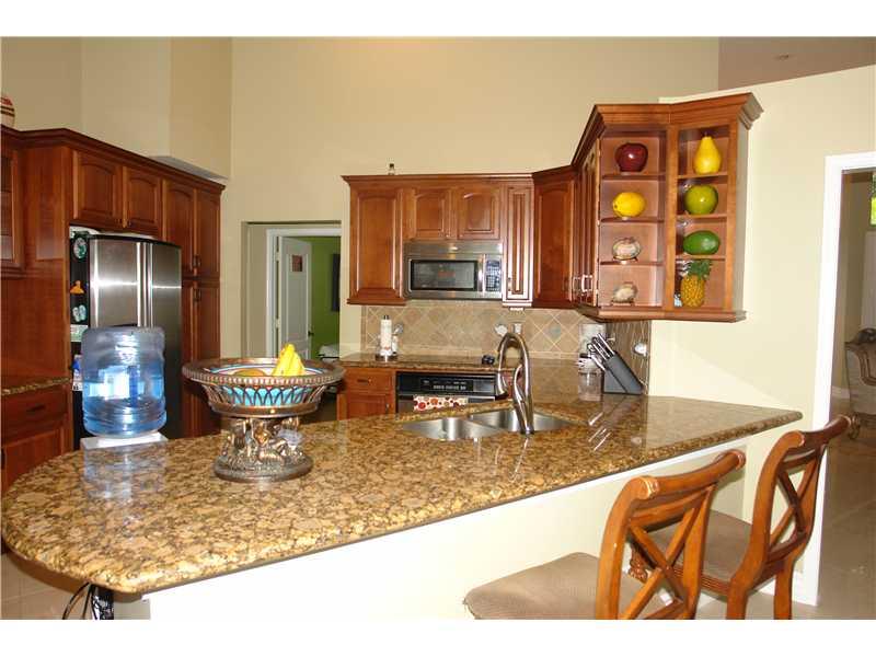 SECTOR 6 141-21 B - Residential Lease