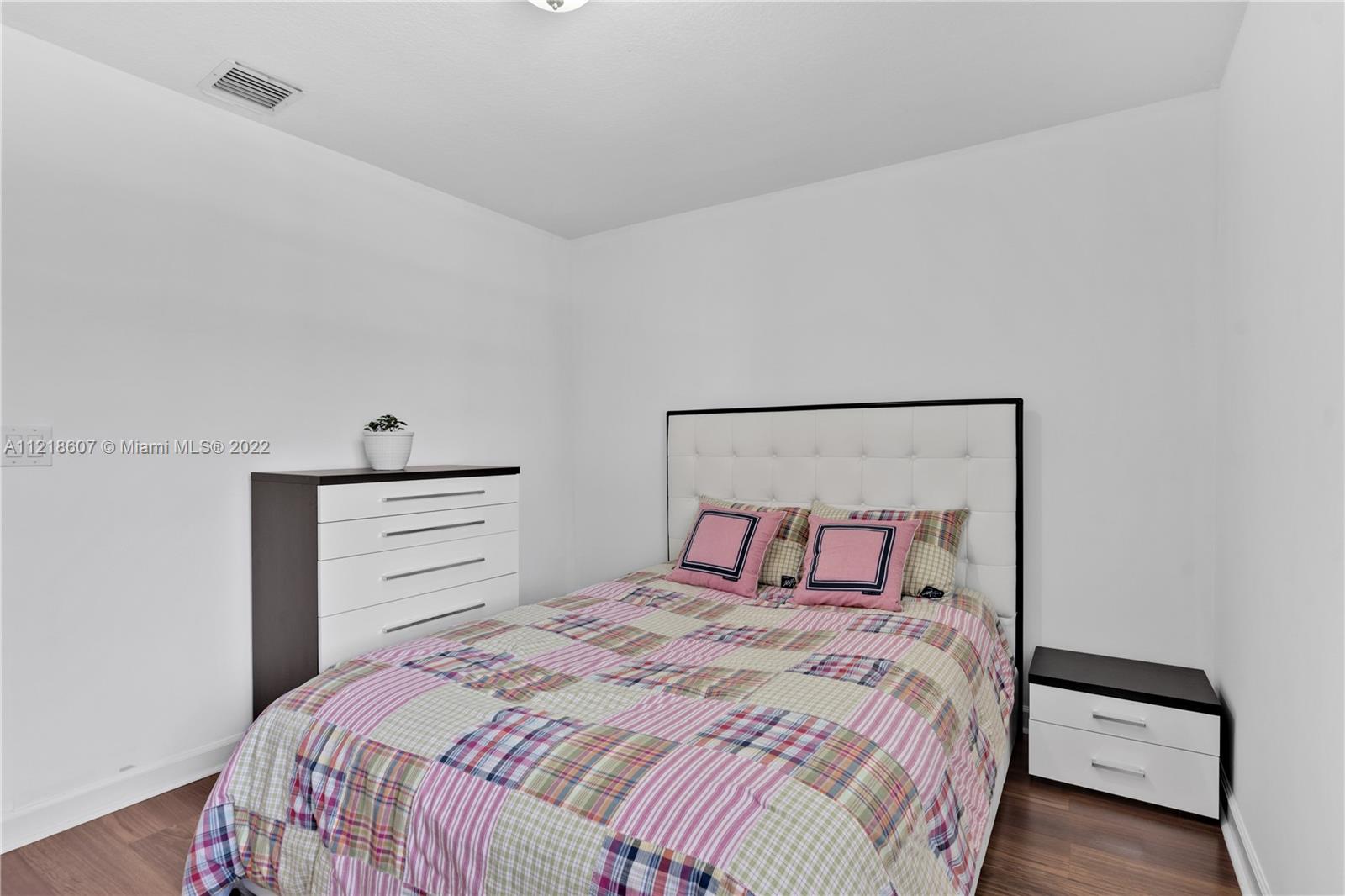DORAL ISLES ST CROIX 1ST - Residential