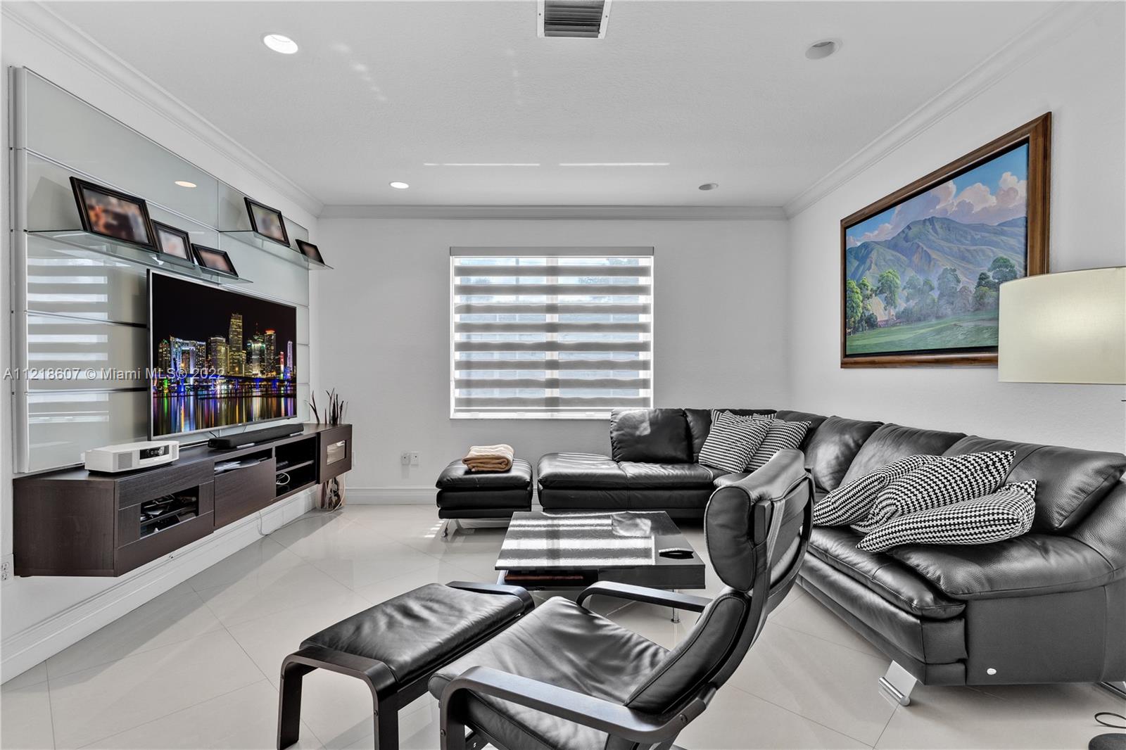 DORAL ISLES ST CROIX 1ST - Residential