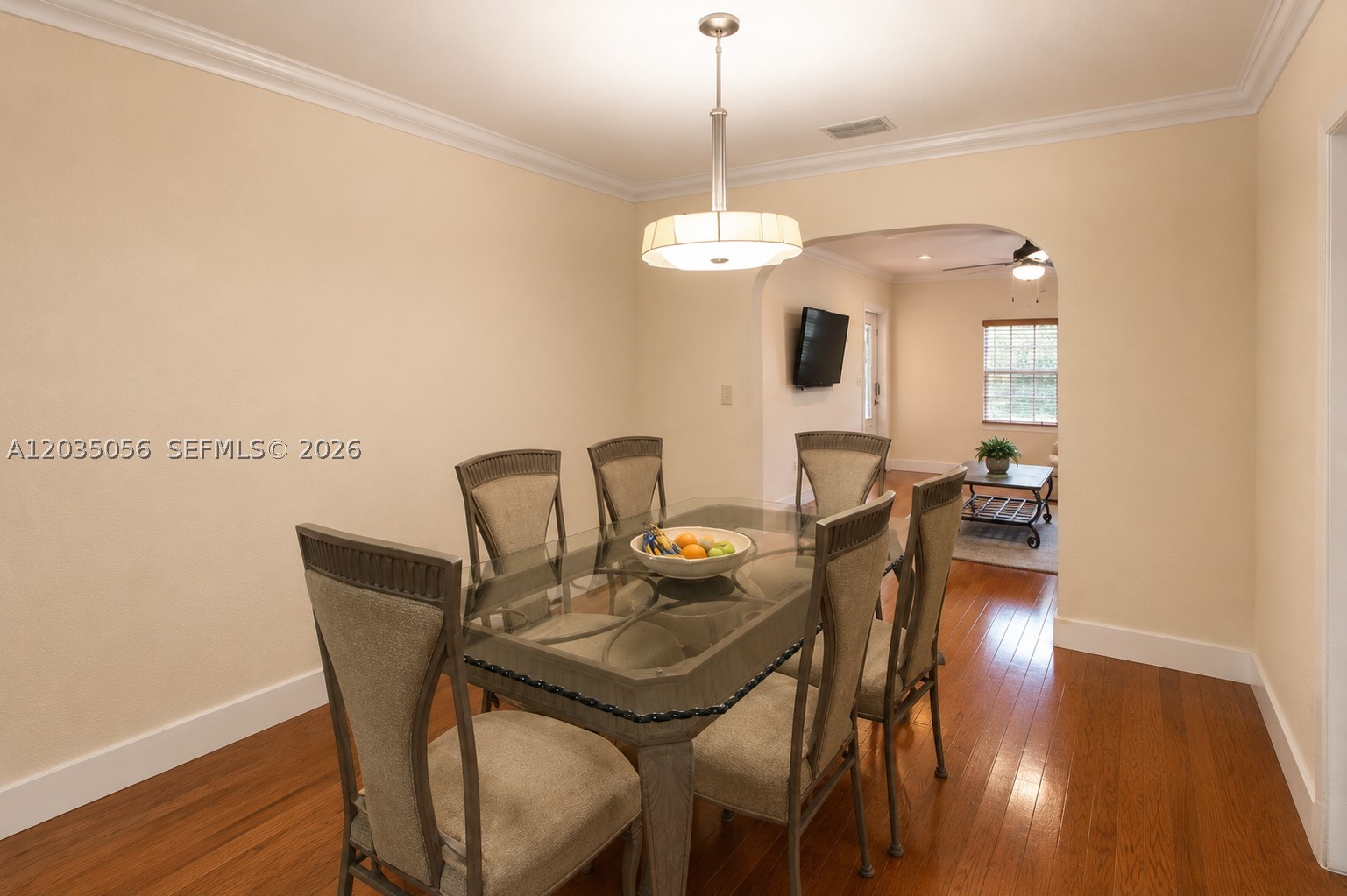 HOLLYWOOD LITTLE RANCHES - Residential