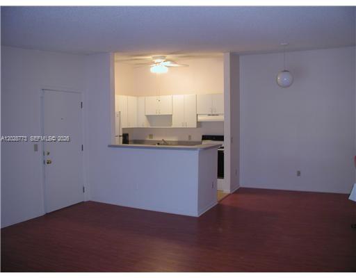 LAKEVIEW AT THE HAMMOCKS - Residential Lease