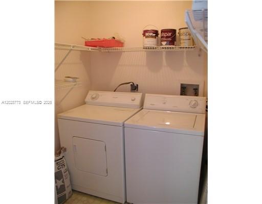 LAKEVIEW AT THE HAMMOCKS - Residential Lease