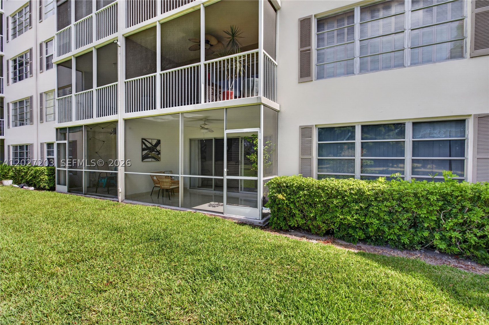 NO 10 PALM-AIRE COUNTRY C - Residential