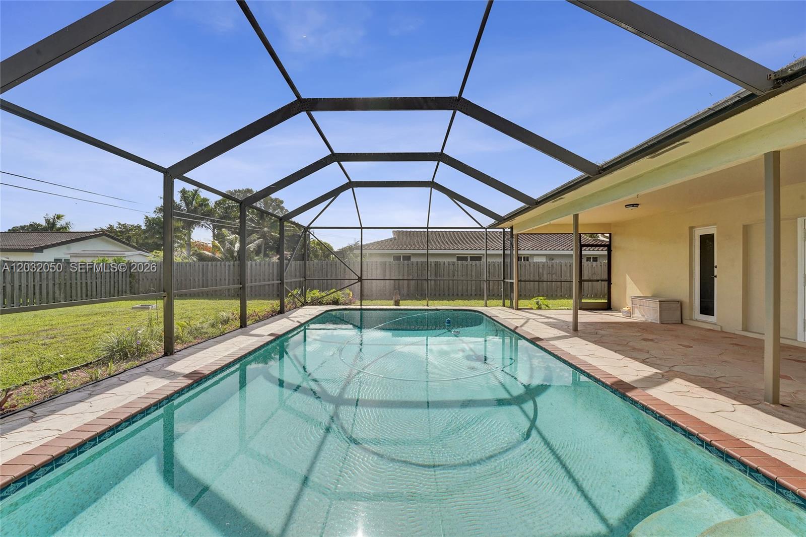 PLANTATIONS SECLUDED GARD - Residential