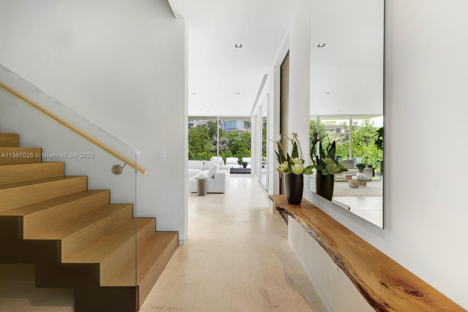 Ritz Carlton Residences - Residential
