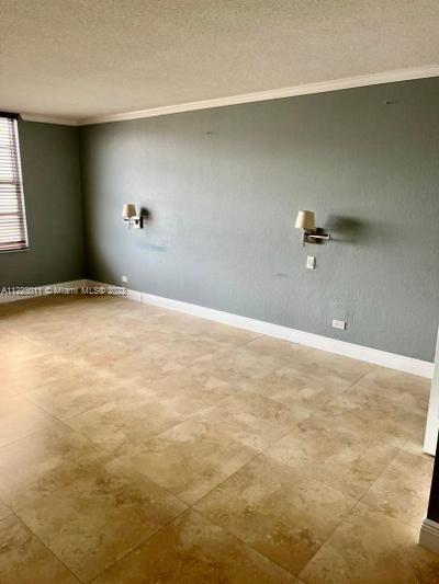 WINSTON TOWER 300 CONDO - Residential Lease