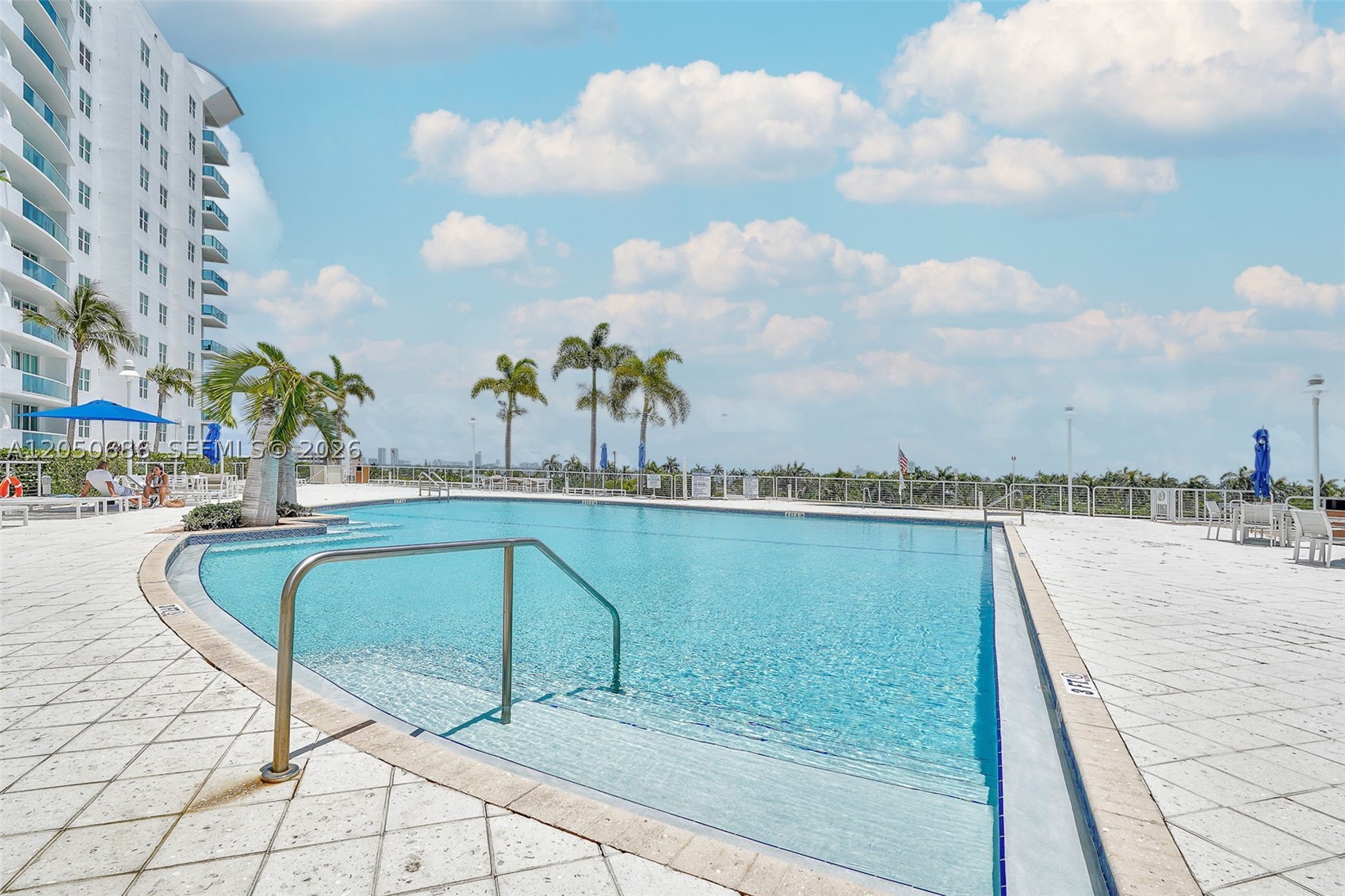 360 CONDO A - Residential