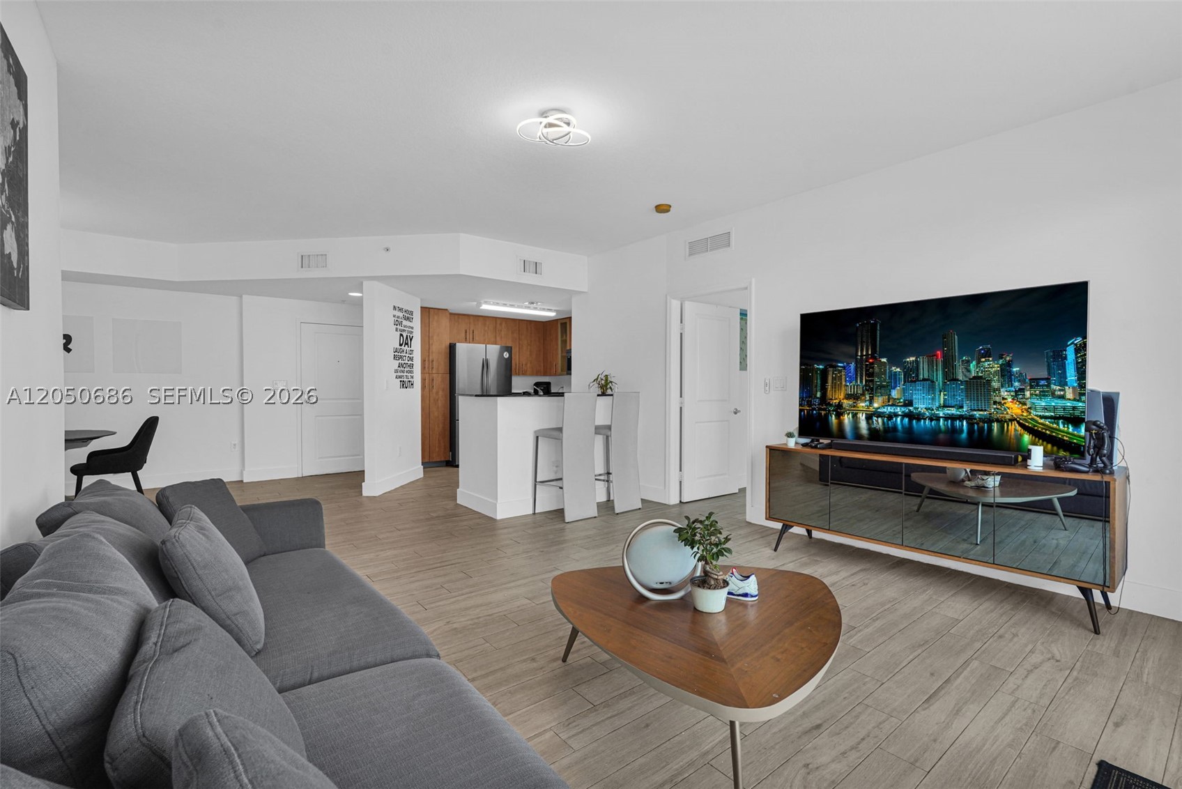 360 CONDO A - Residential