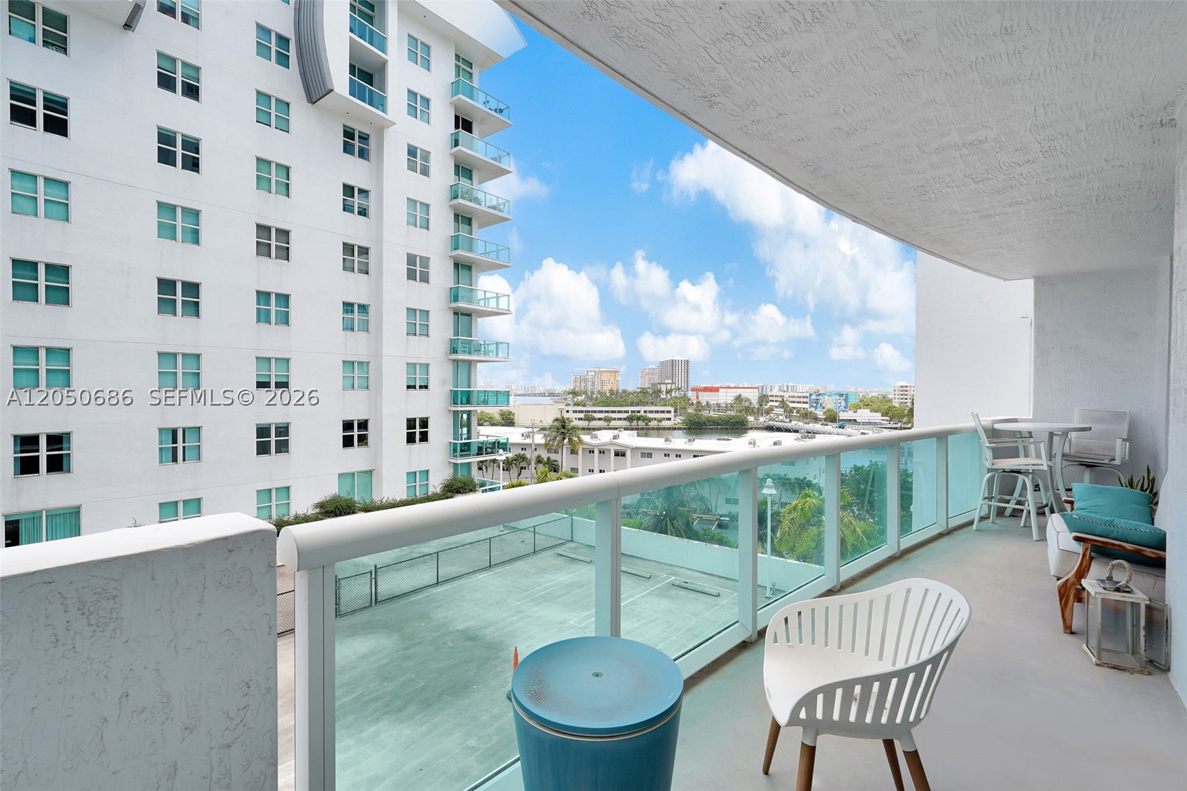 360 CONDO A - Residential