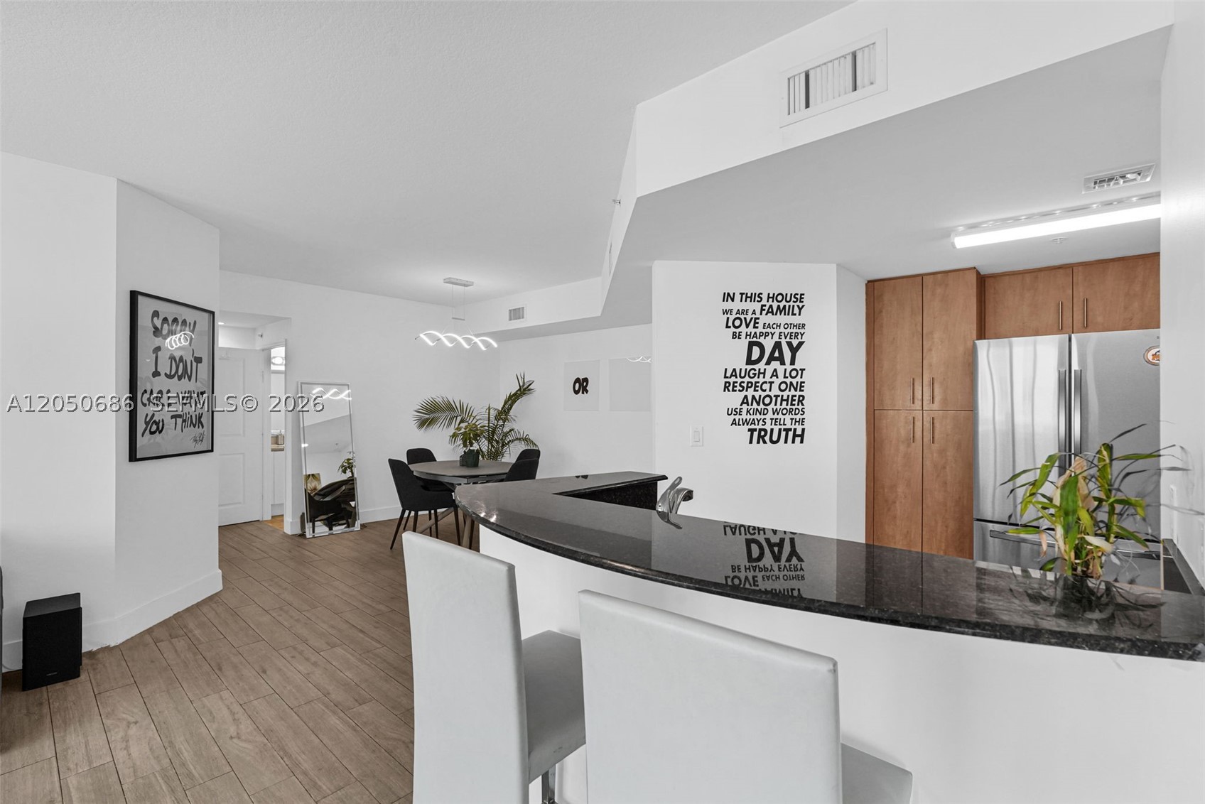 360 CONDO A - Residential