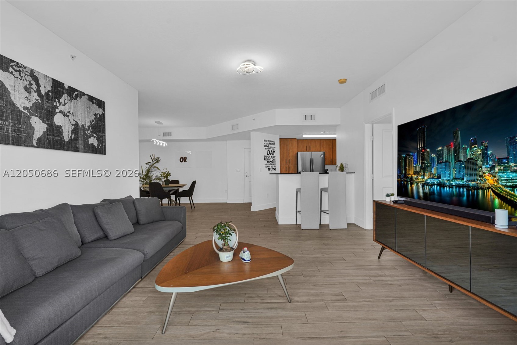 360 CONDO A - Residential