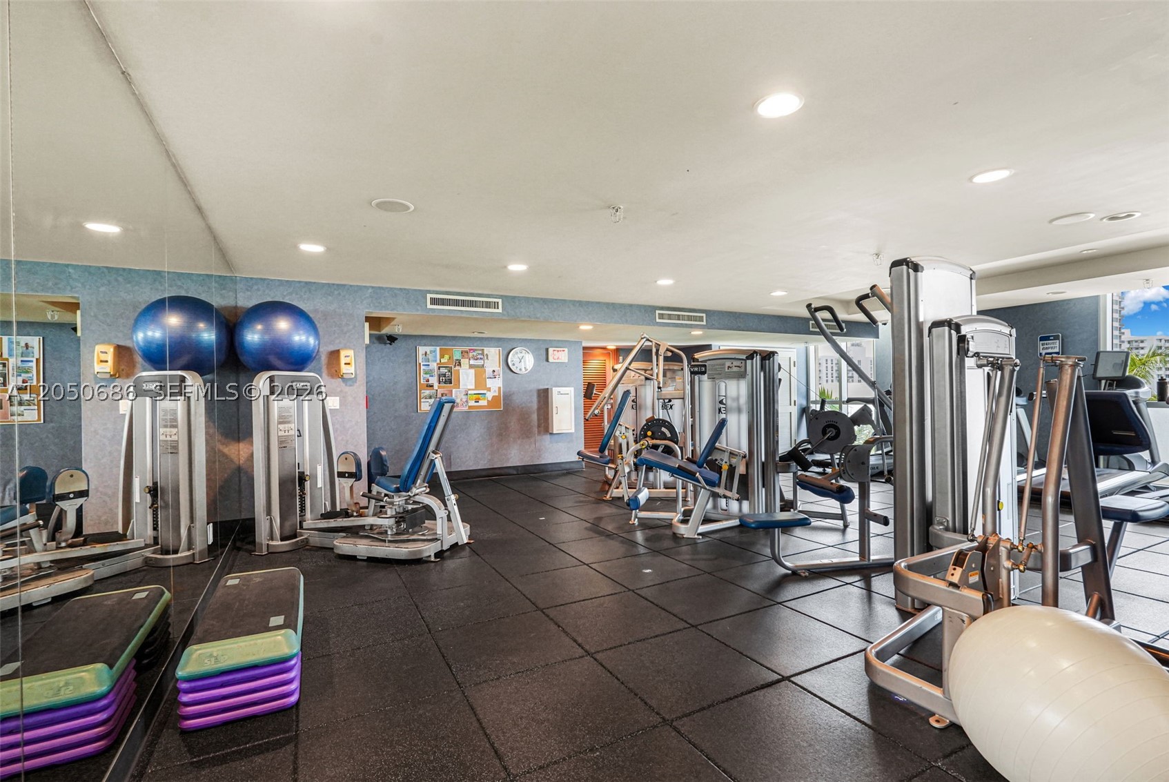 360 CONDO A - Residential