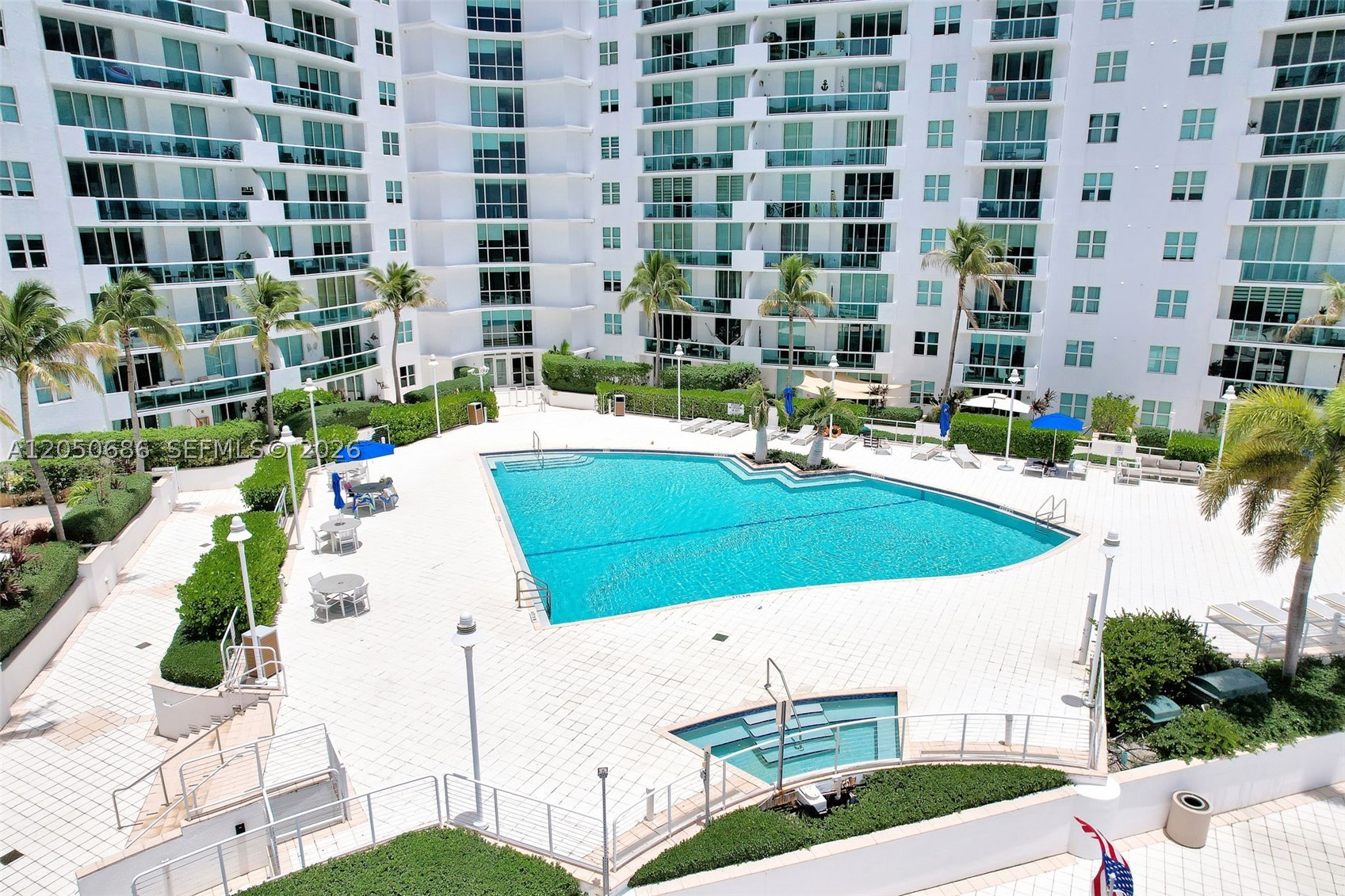360 CONDO A - Residential