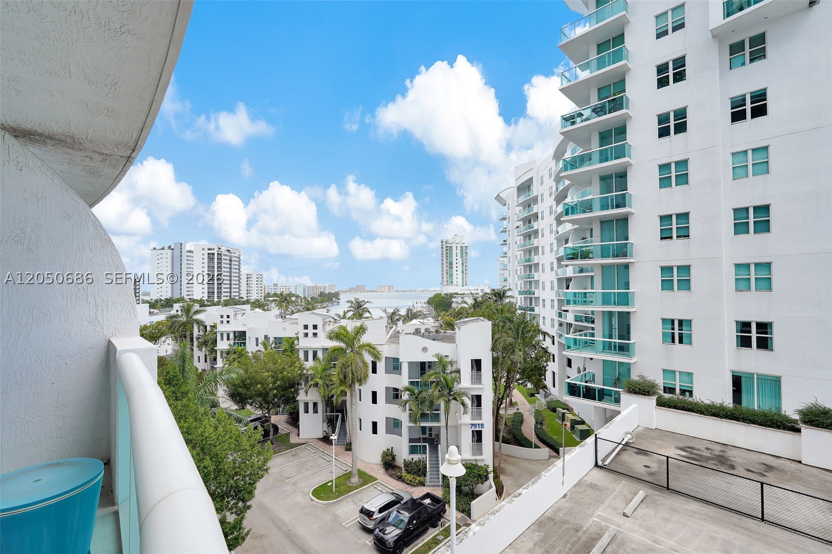 360 CONDO A - Residential