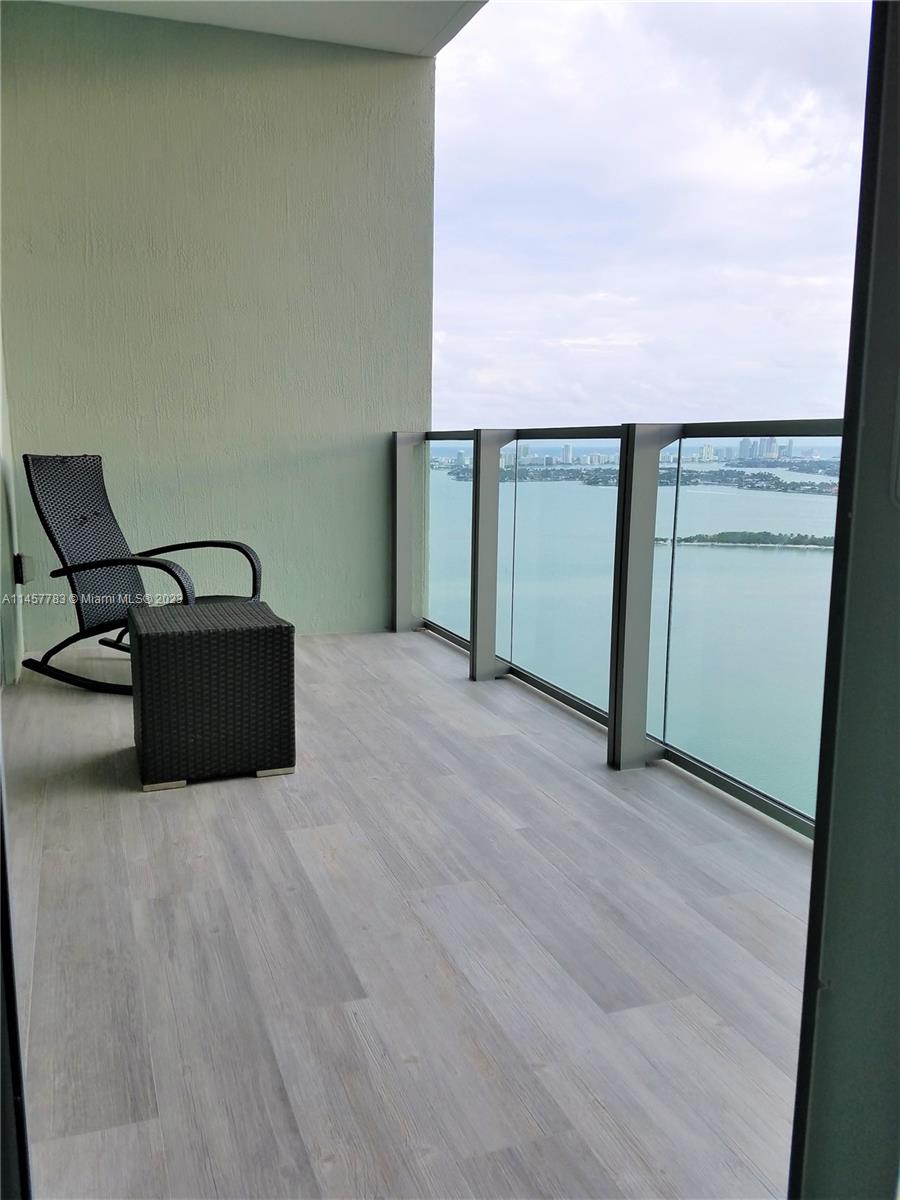 BISCAYNE BEACH CONDO - Residential Lease