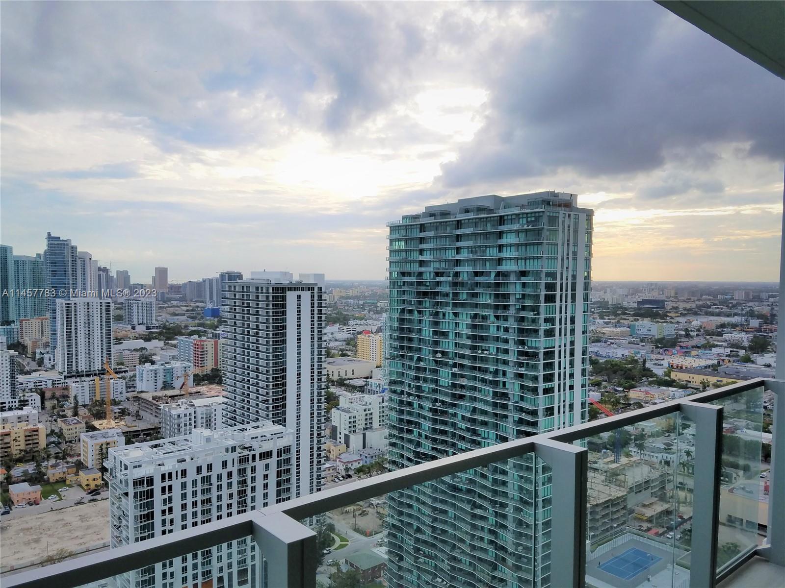 BISCAYNE BEACH CONDO - Residential Lease