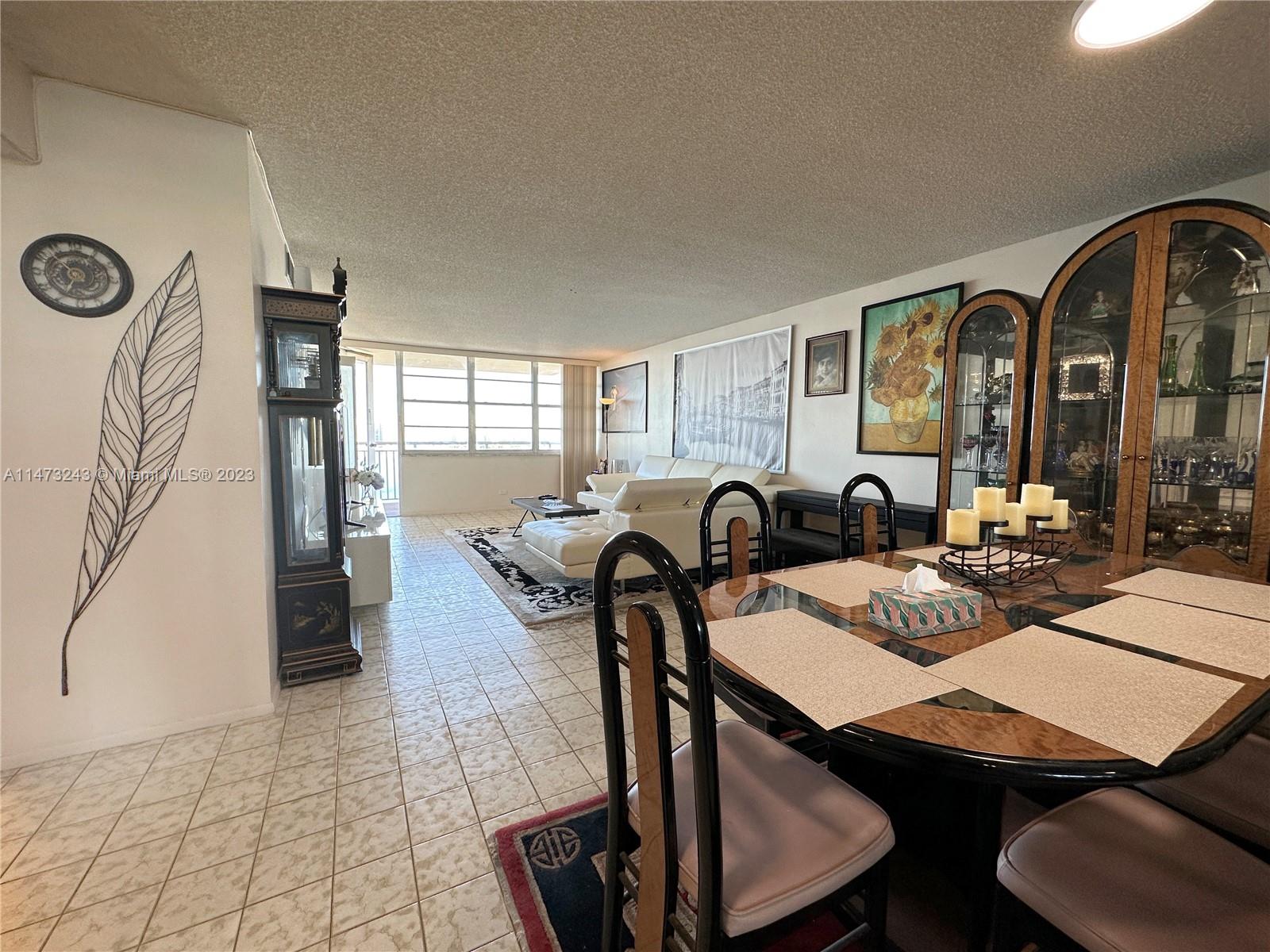 WINSTON TOWERS 200 - Residential Lease
