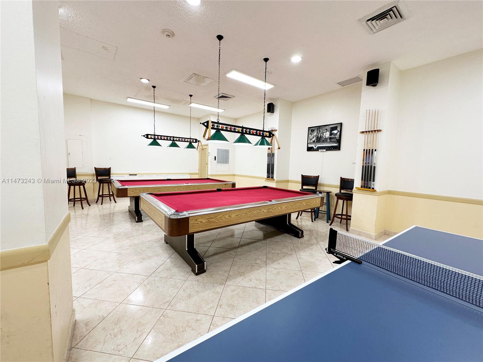 WINSTON TOWERS 200 - Residential Lease
