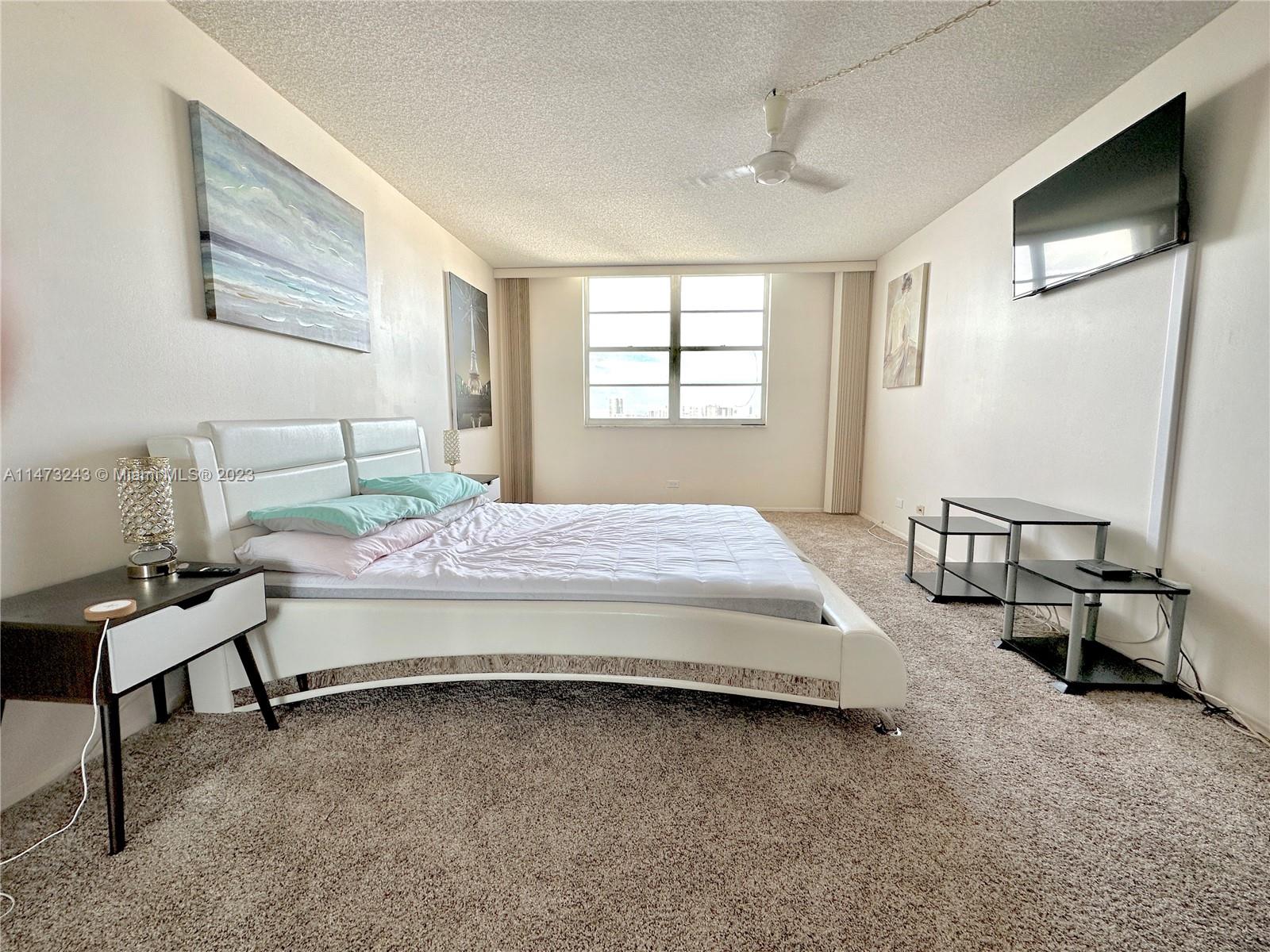 WINSTON TOWERS 200 - Residential Lease