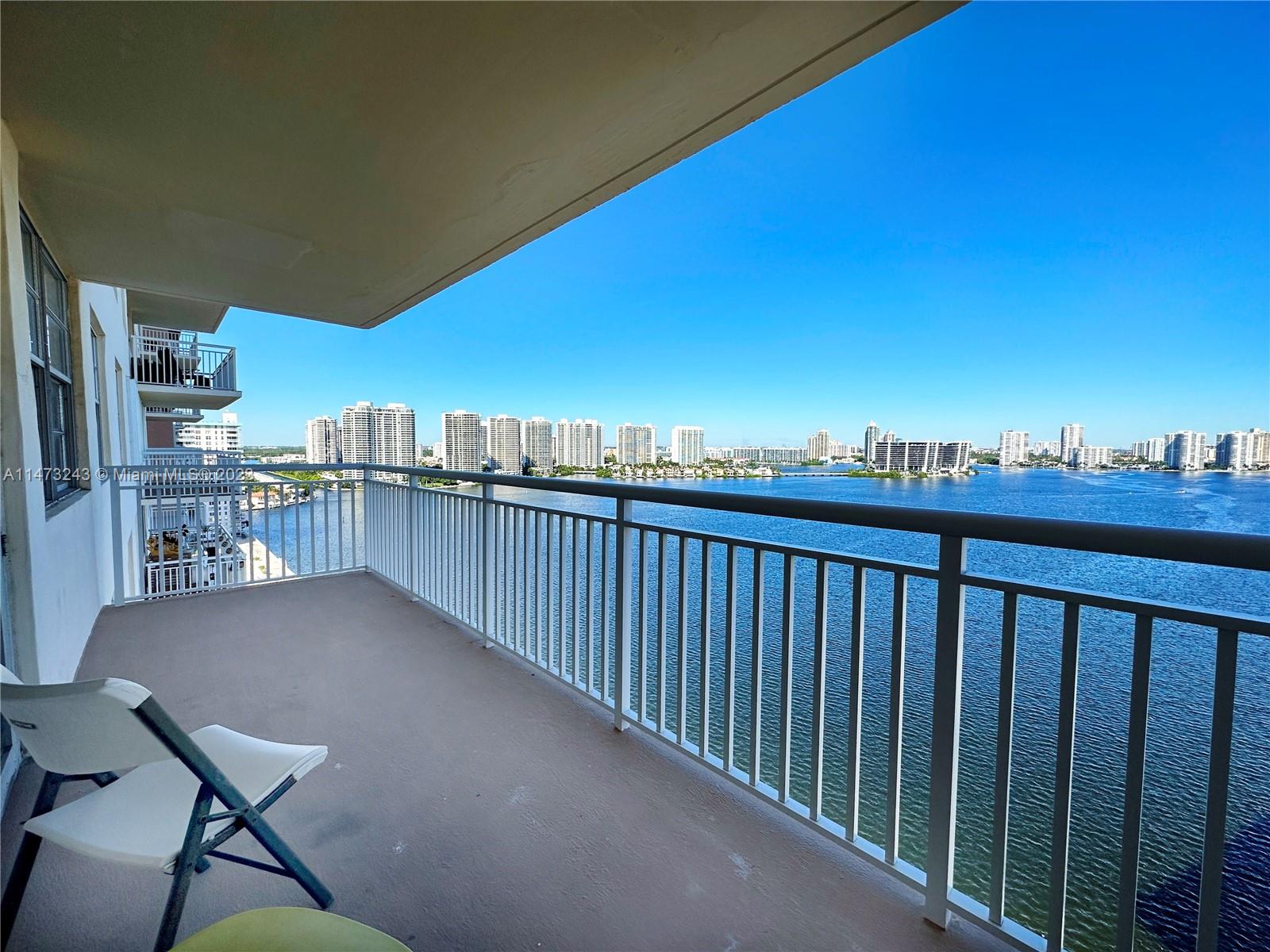 WINSTON TOWERS 200 - Residential Lease