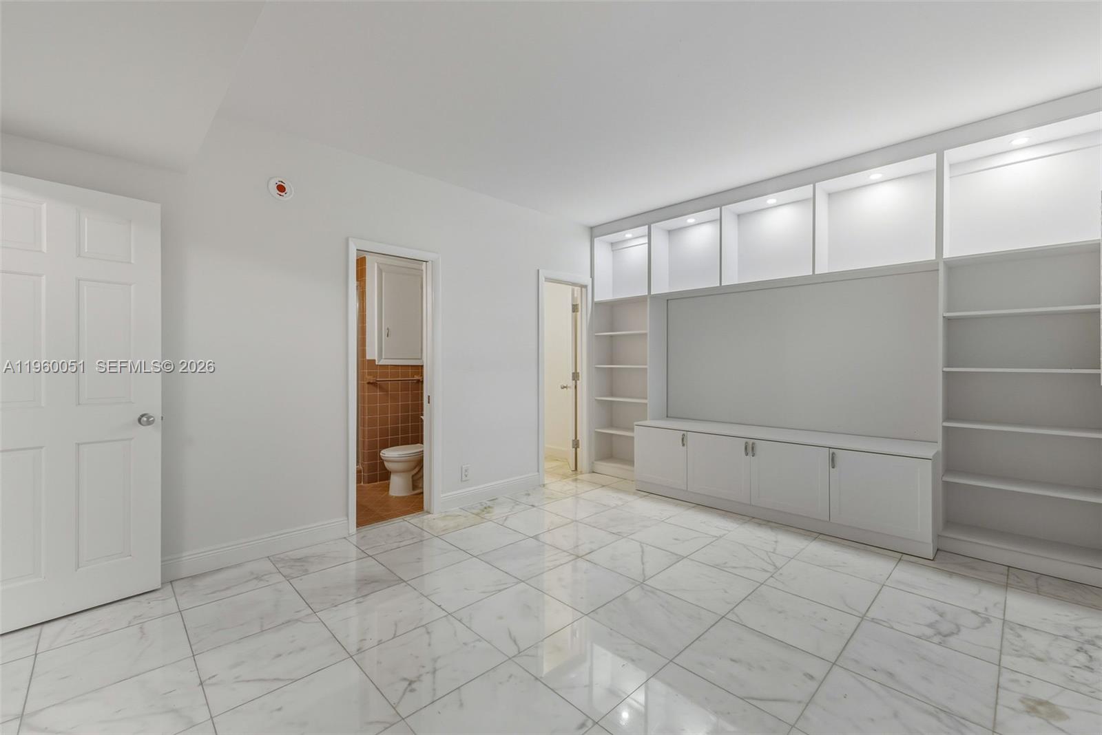 ONE HARBOUR WAY - CO-OP - Residential