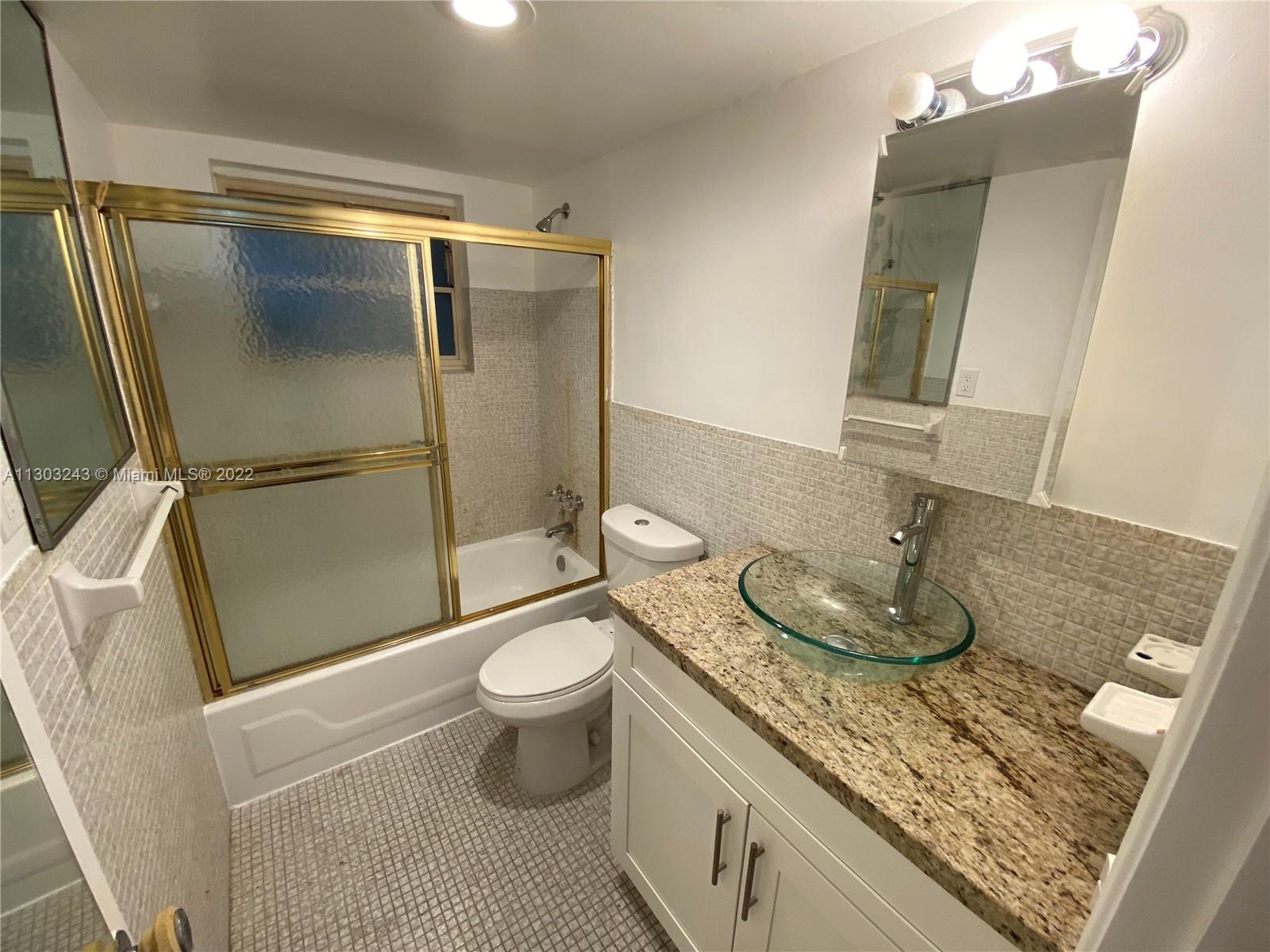 12590 CORONADO TOWERS CON - Residential Lease