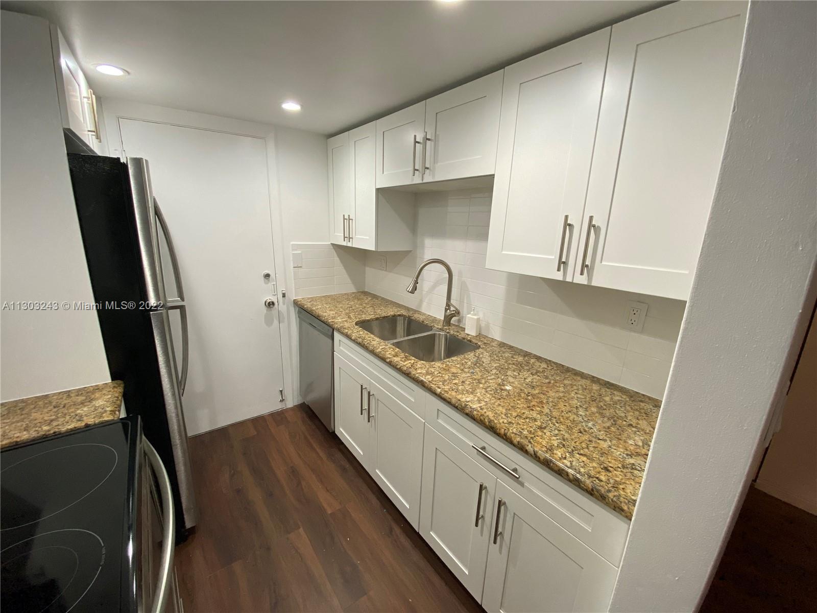 12590 CORONADO TOWERS CON - Residential Lease