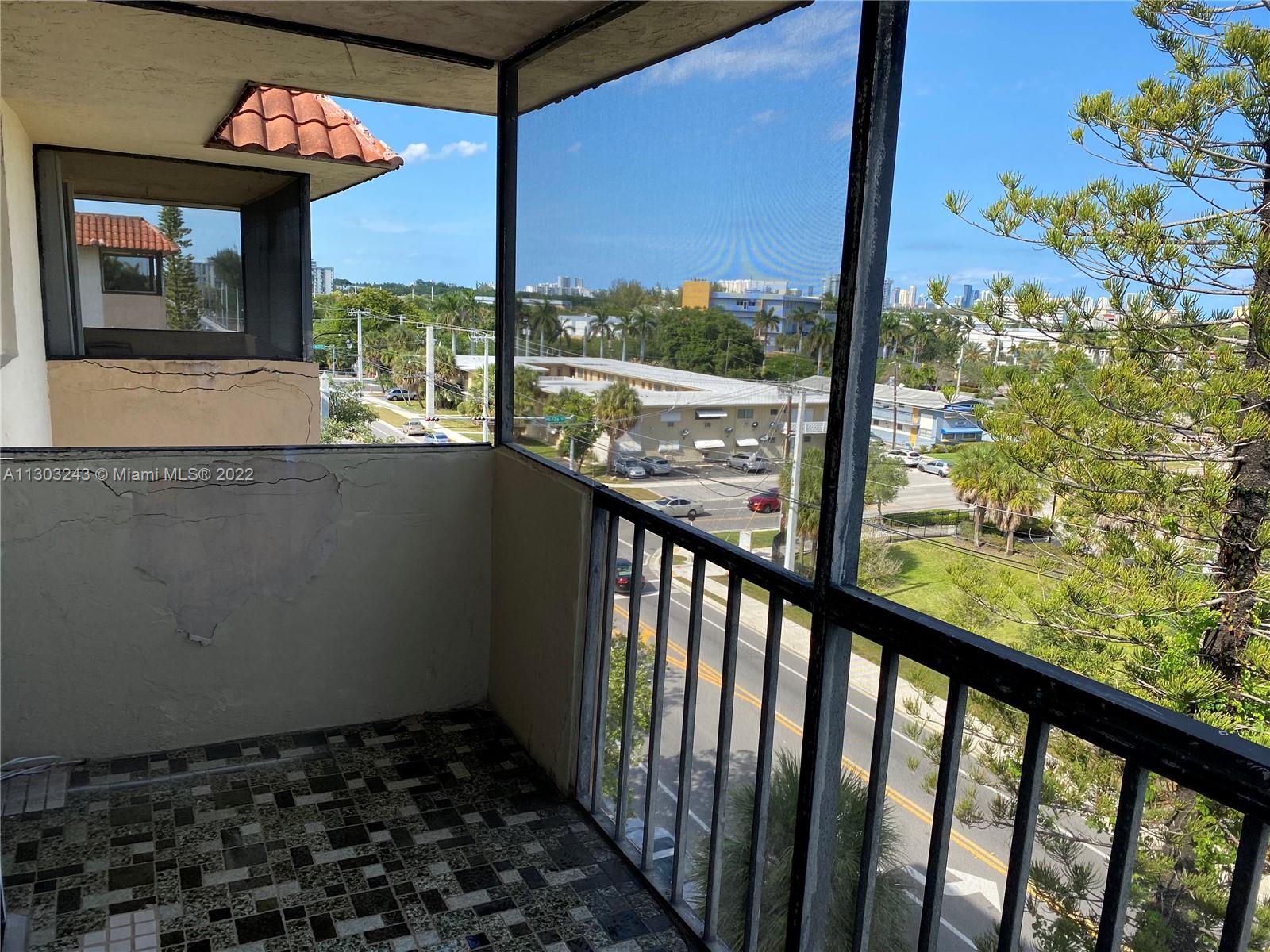12590 CORONADO TOWERS CON - Residential Lease