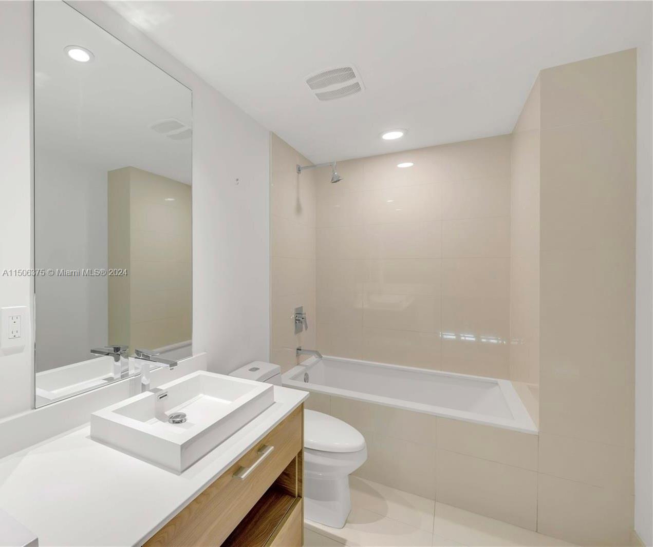 1300 S MIAMI AVENUE CONDO - Residential Lease