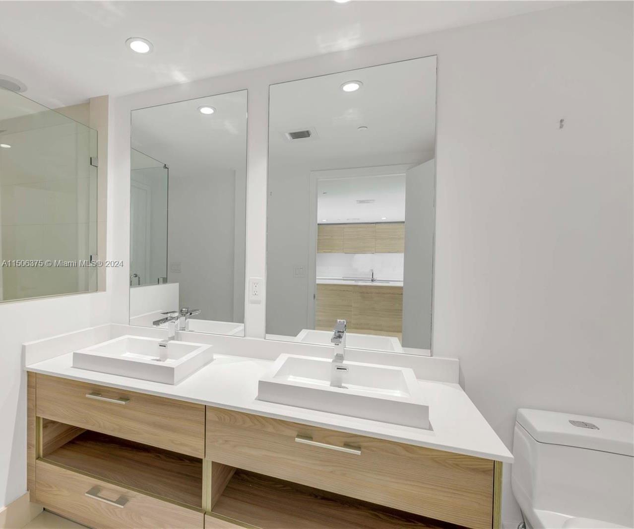 1300 S MIAMI AVENUE CONDO - Residential Lease