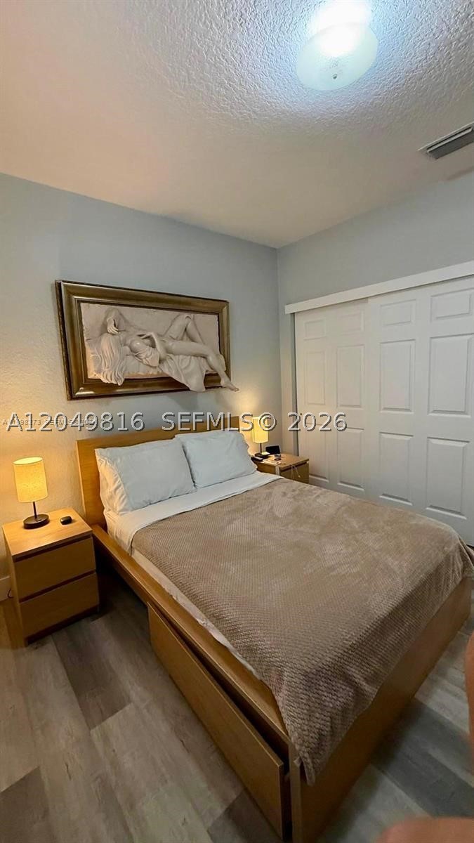 LAKEVIEW WEST - Residential