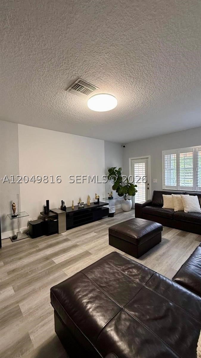 LAKEVIEW WEST - Residential