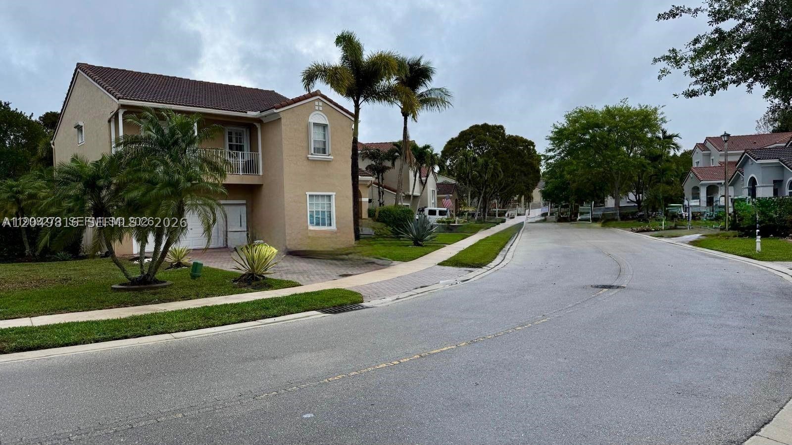 LAKEVIEW WEST - Residential