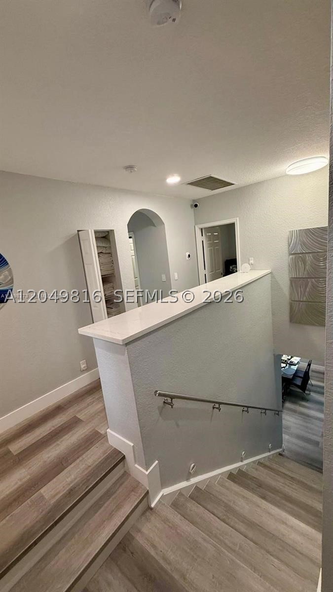 LAKEVIEW WEST - Residential