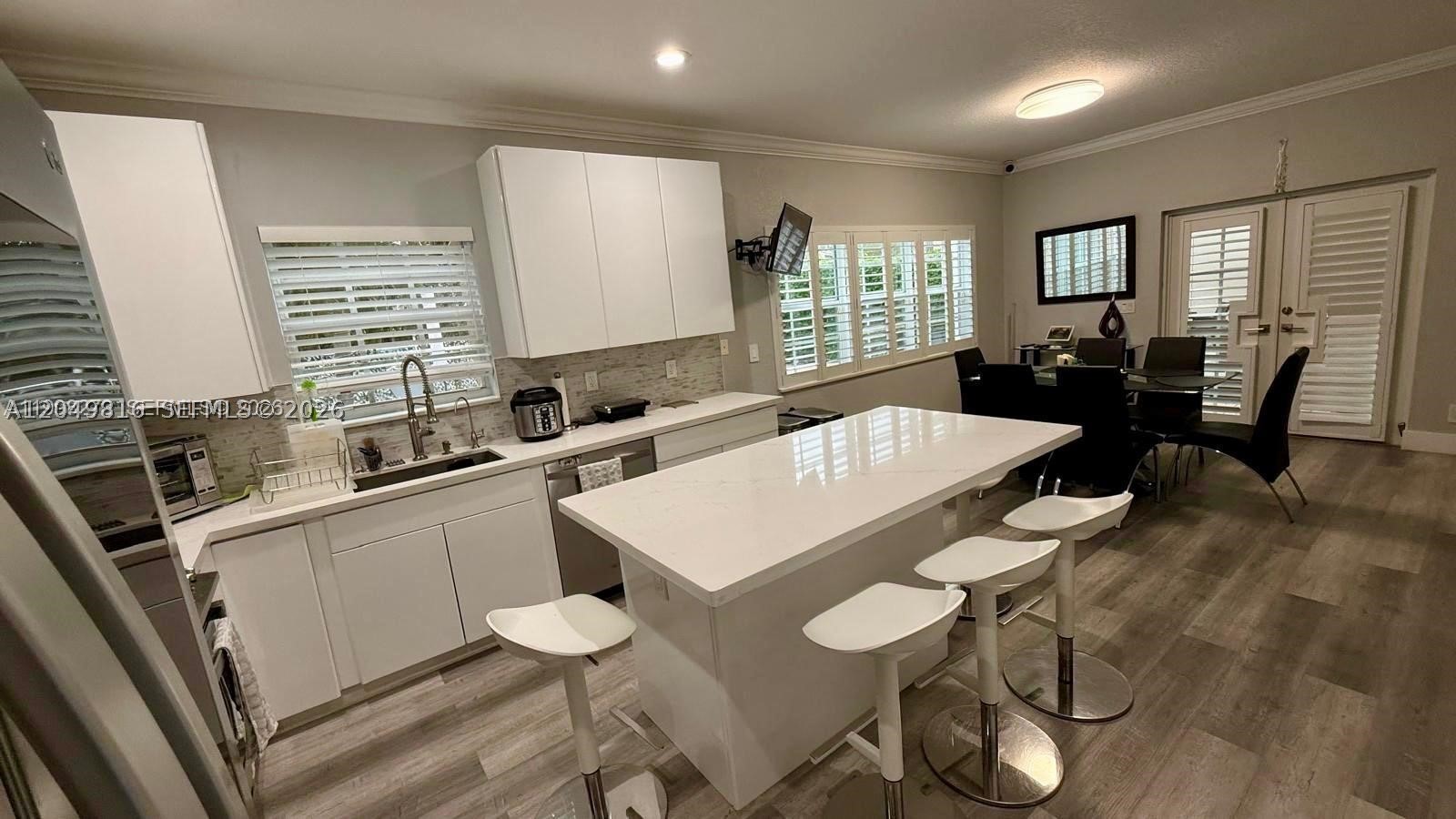 LAKEVIEW WEST - Residential