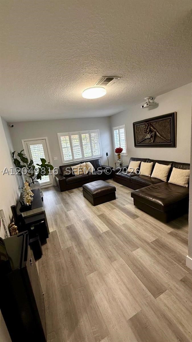 LAKEVIEW WEST - Residential