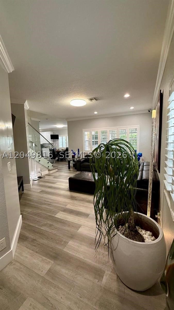 LAKEVIEW WEST - Residential