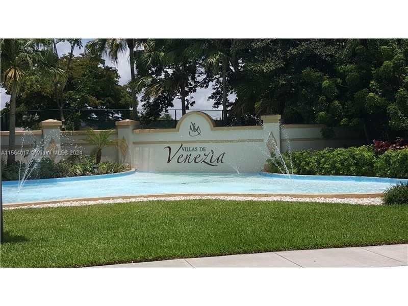 VILLAS DE VENEZIA CONDO - Residential Lease