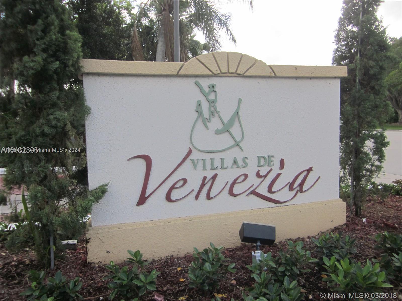 VILLAS DE VENEZIA CONDO - Residential Lease