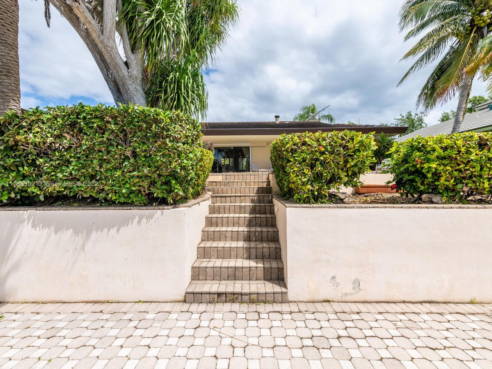 CORAL BAY SEC B - Residential